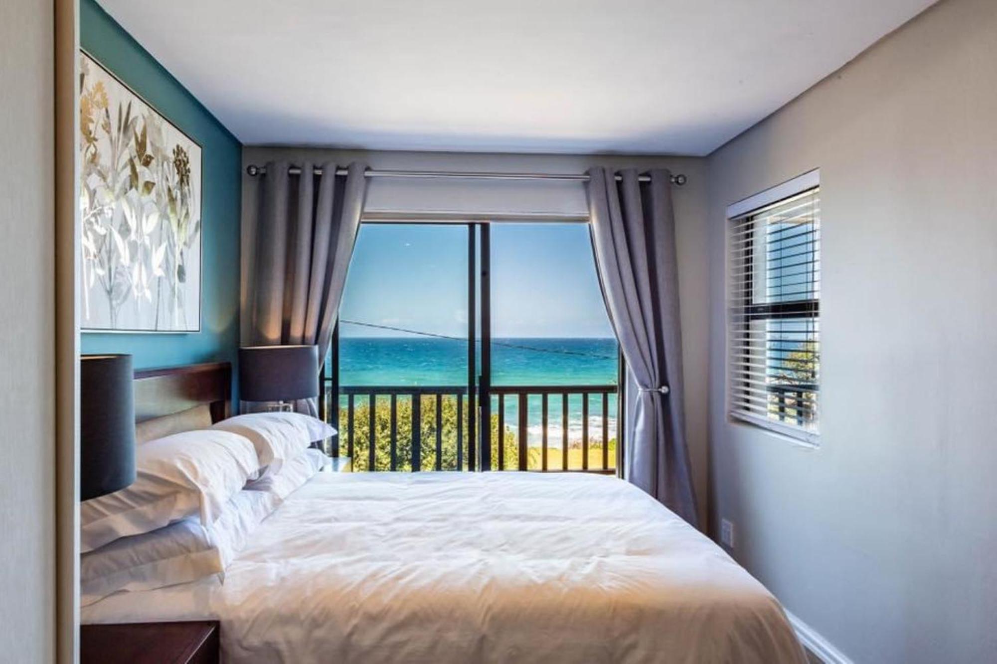 6 Dolphin Views La Mercy Beachfront Apartamento Exterior foto